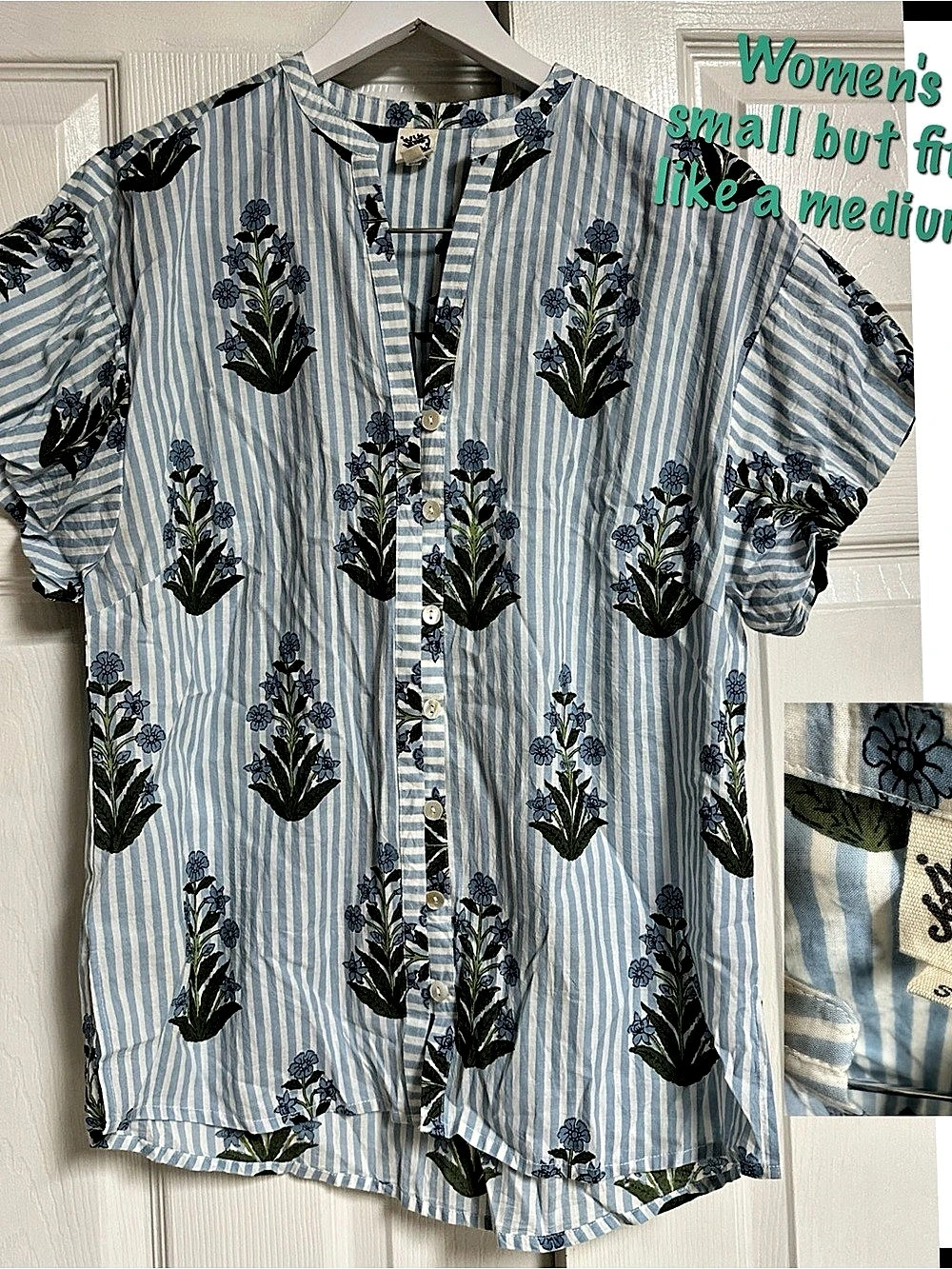 Allen Solly Women's Floral Button Down Shirt Blue & White Like New
